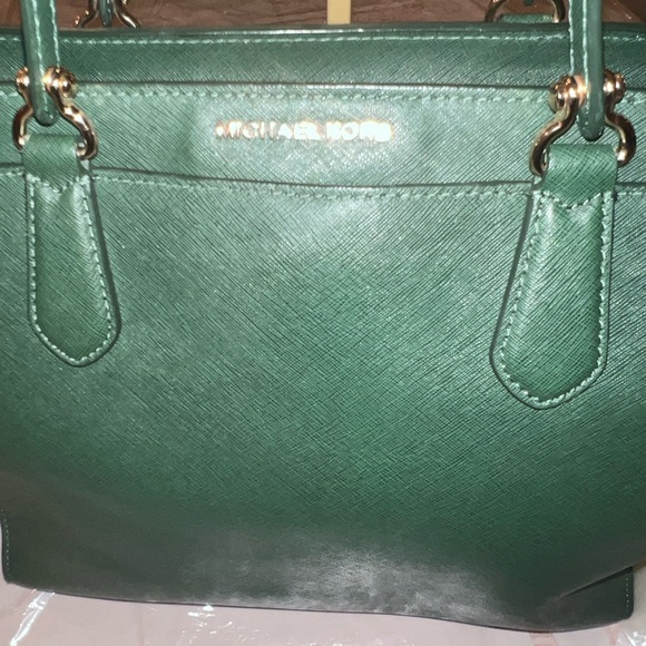 Michael Kors Olive Green Saffiano Leather Tote Gold Hardware - Picture 6 of 9